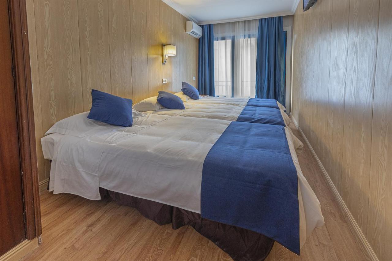 Hotel Vila Calella Værelse billede