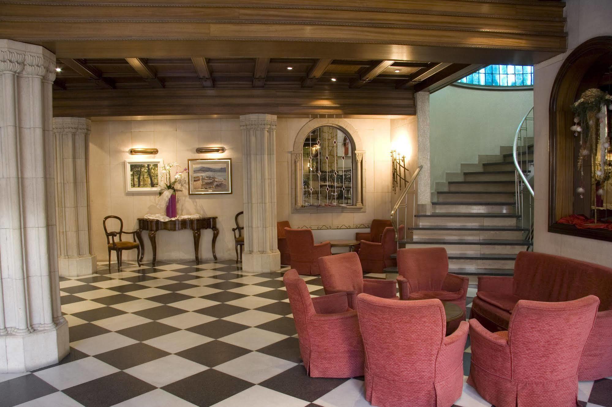 Hotel Vila Calella Eksteriør billede